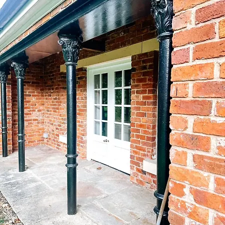 The Coach House * Tadcaster